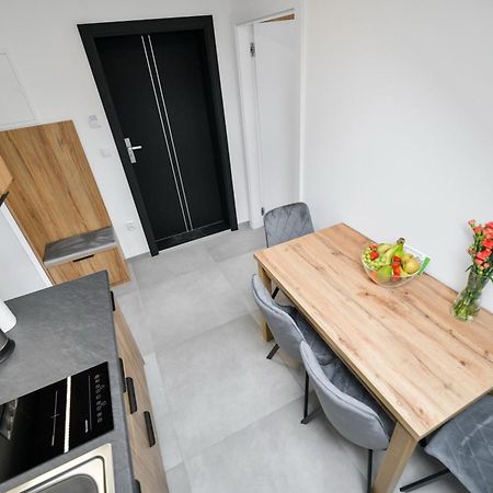 Apartamento Słoneczne Wzgórze Zator Exterior foto