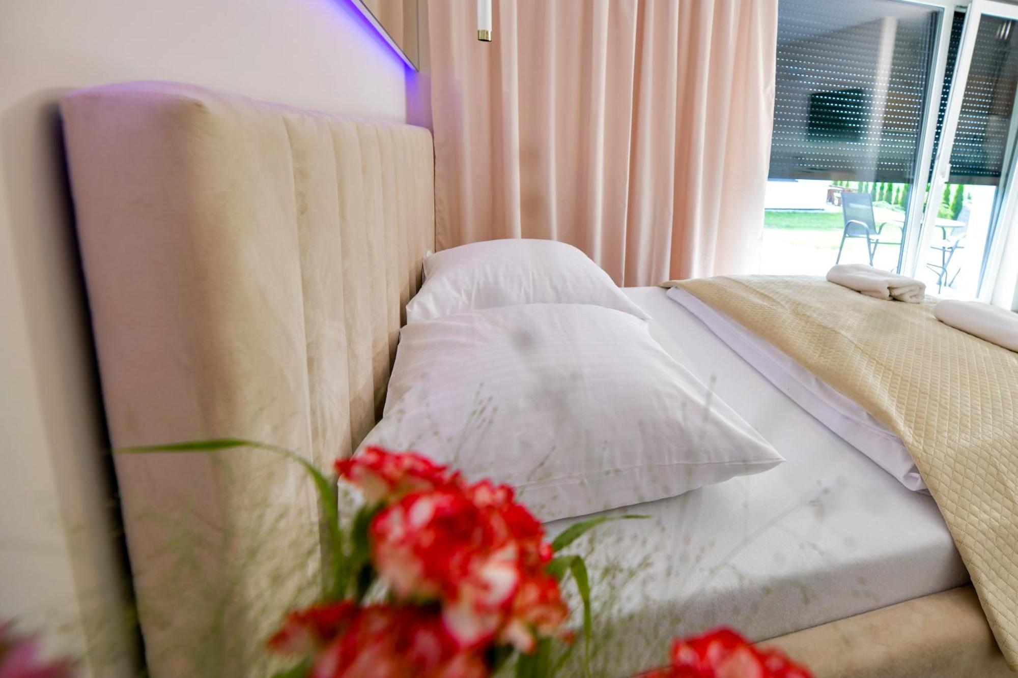 Apartamento Słoneczne Wzgórze Zator Exterior foto