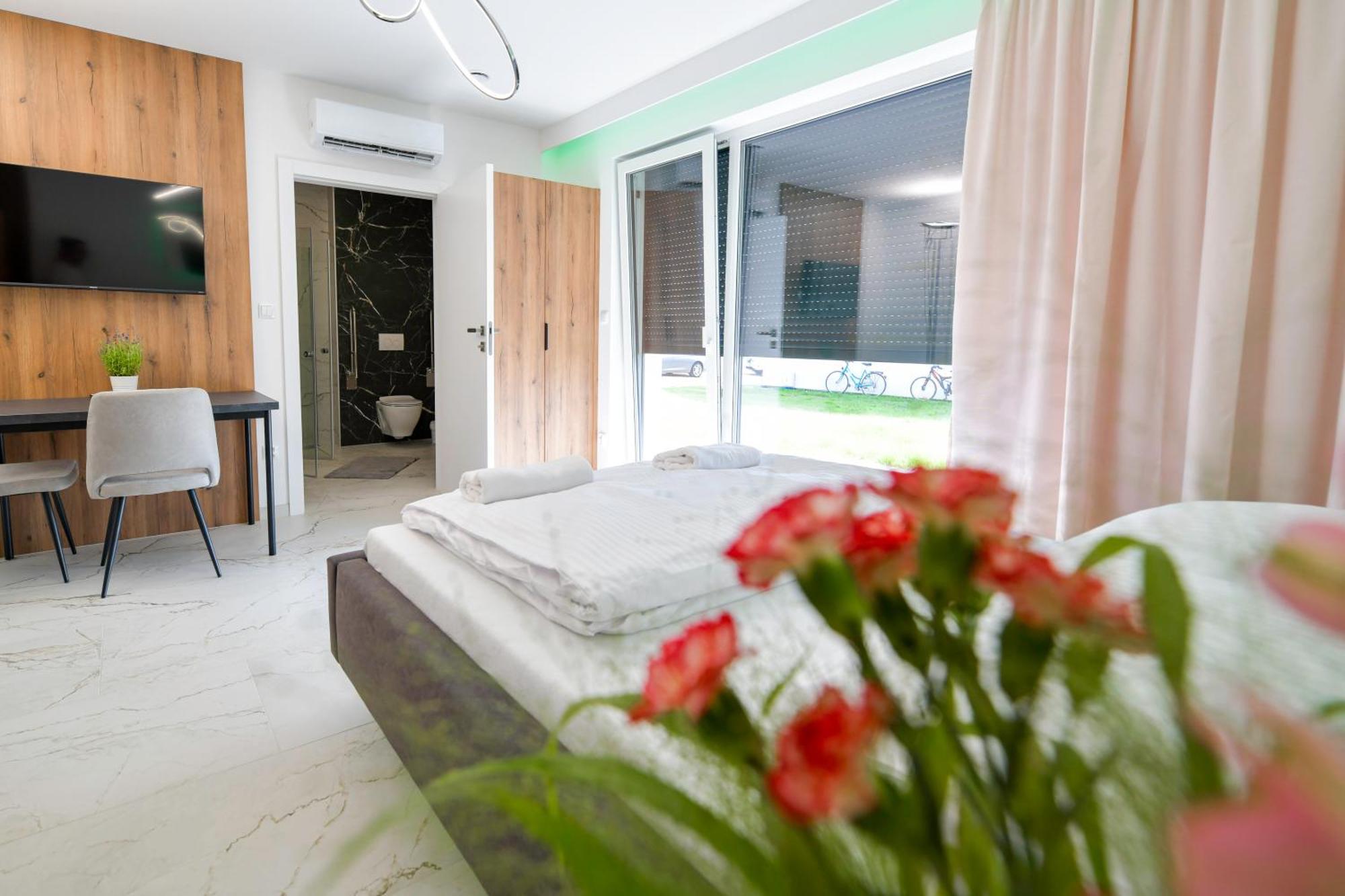 Apartamento Słoneczne Wzgórze Zator Exterior foto