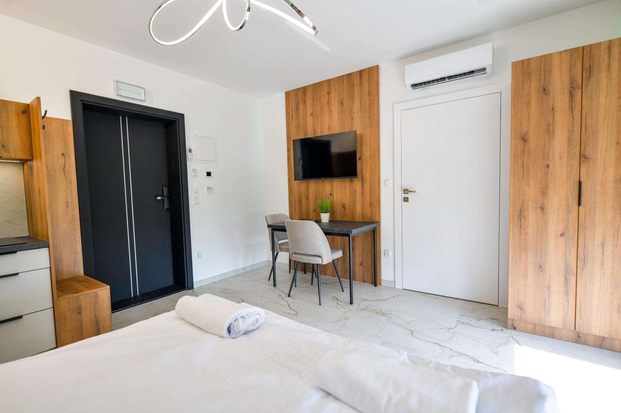 Apartamento Słoneczne Wzgórze Zator Exterior foto