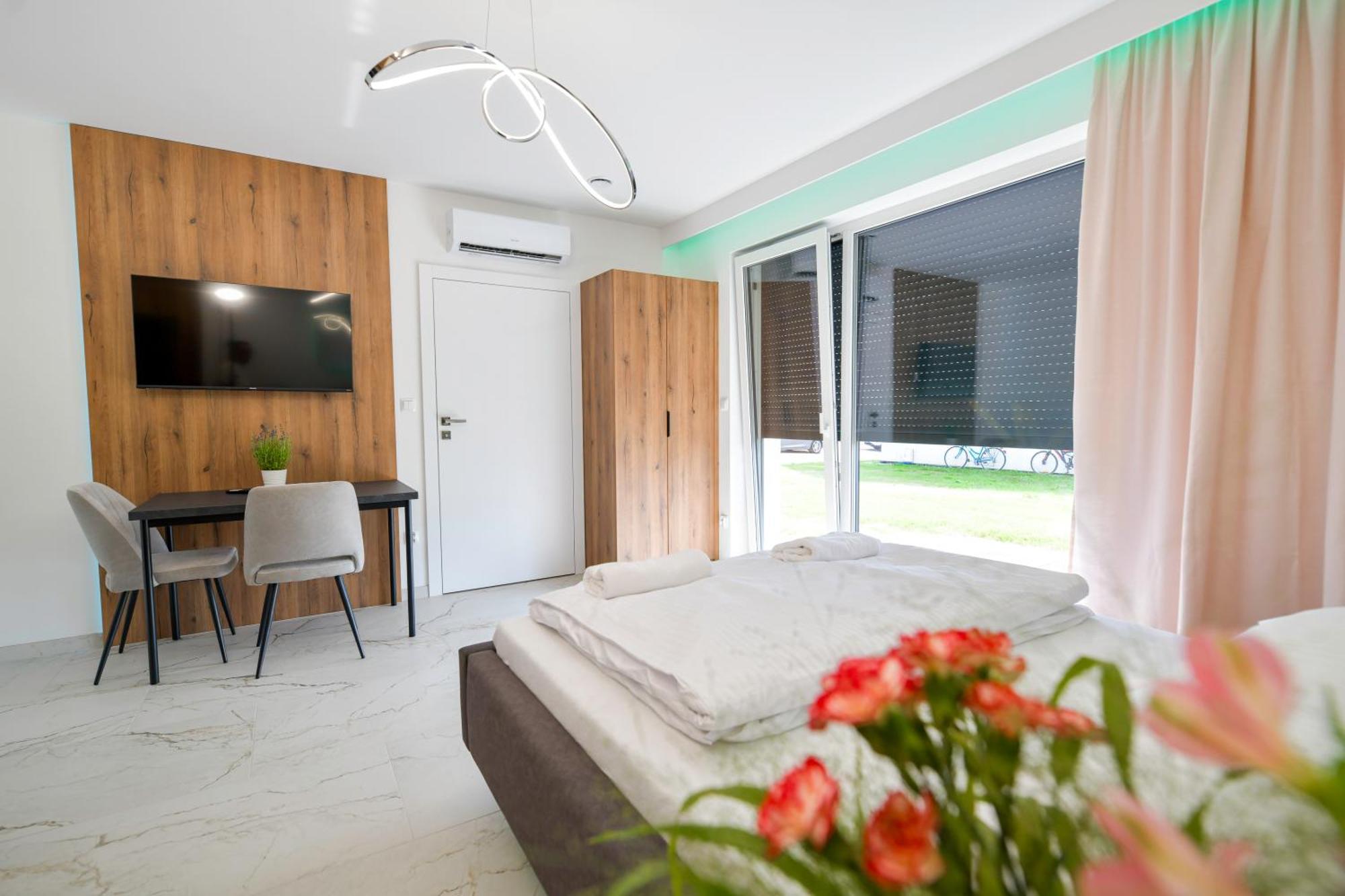 Apartamento Słoneczne Wzgórze Zator Exterior foto