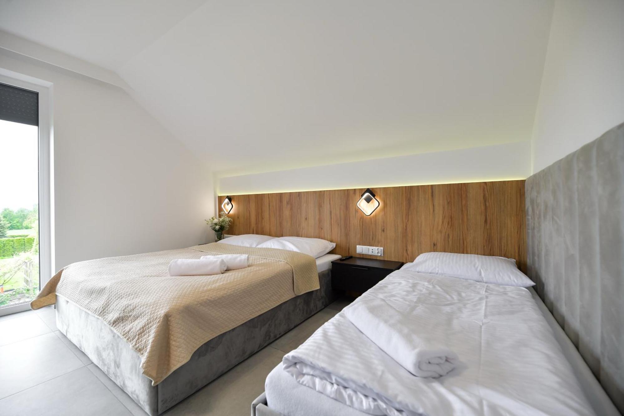 Apartamento Słoneczne Wzgórze Zator Exterior foto