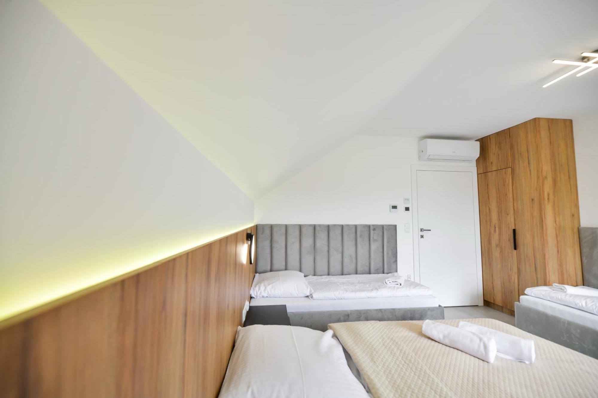Apartamento Słoneczne Wzgórze Zator Exterior foto