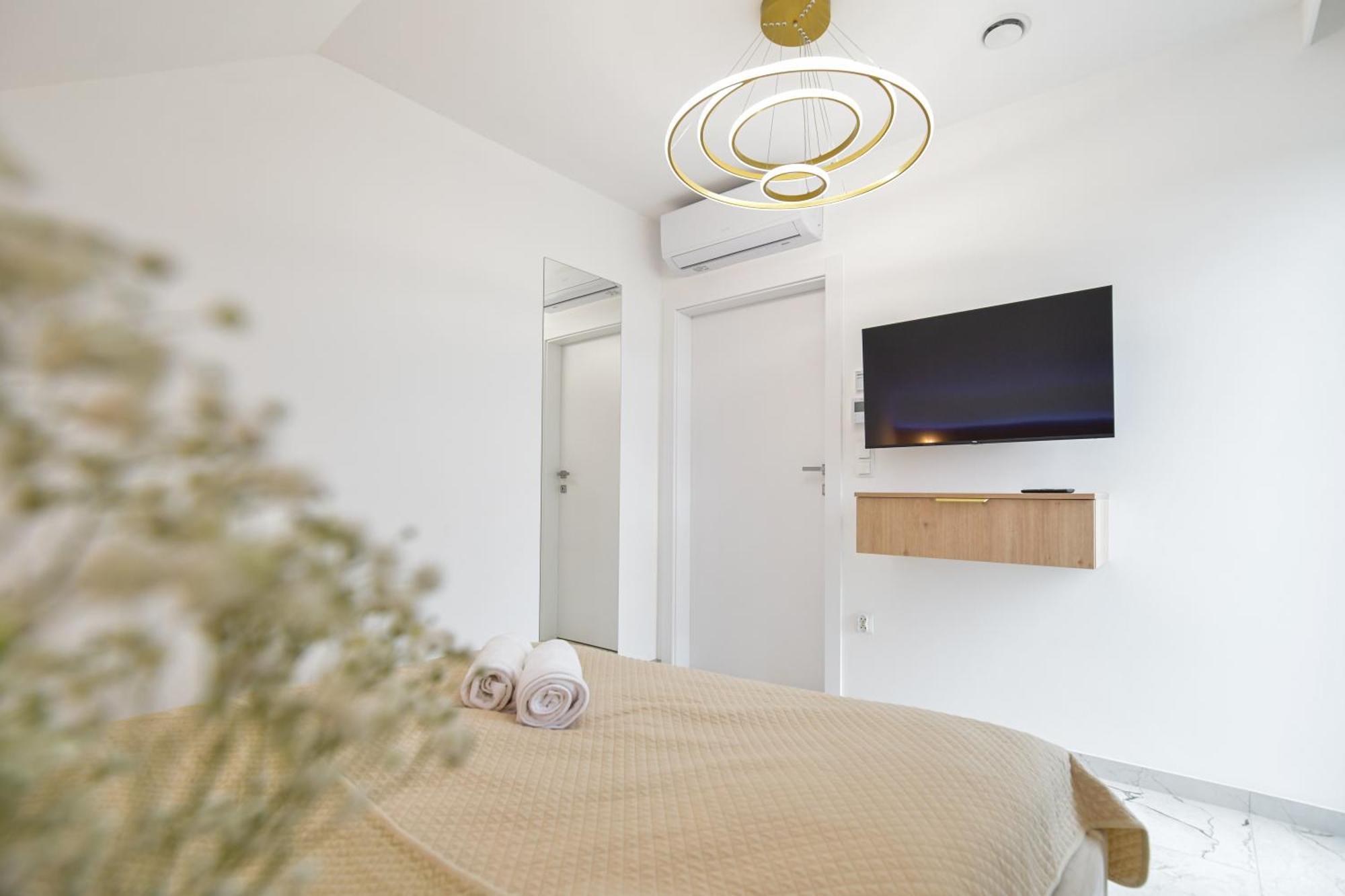 Apartamento Słoneczne Wzgórze Zator Exterior foto